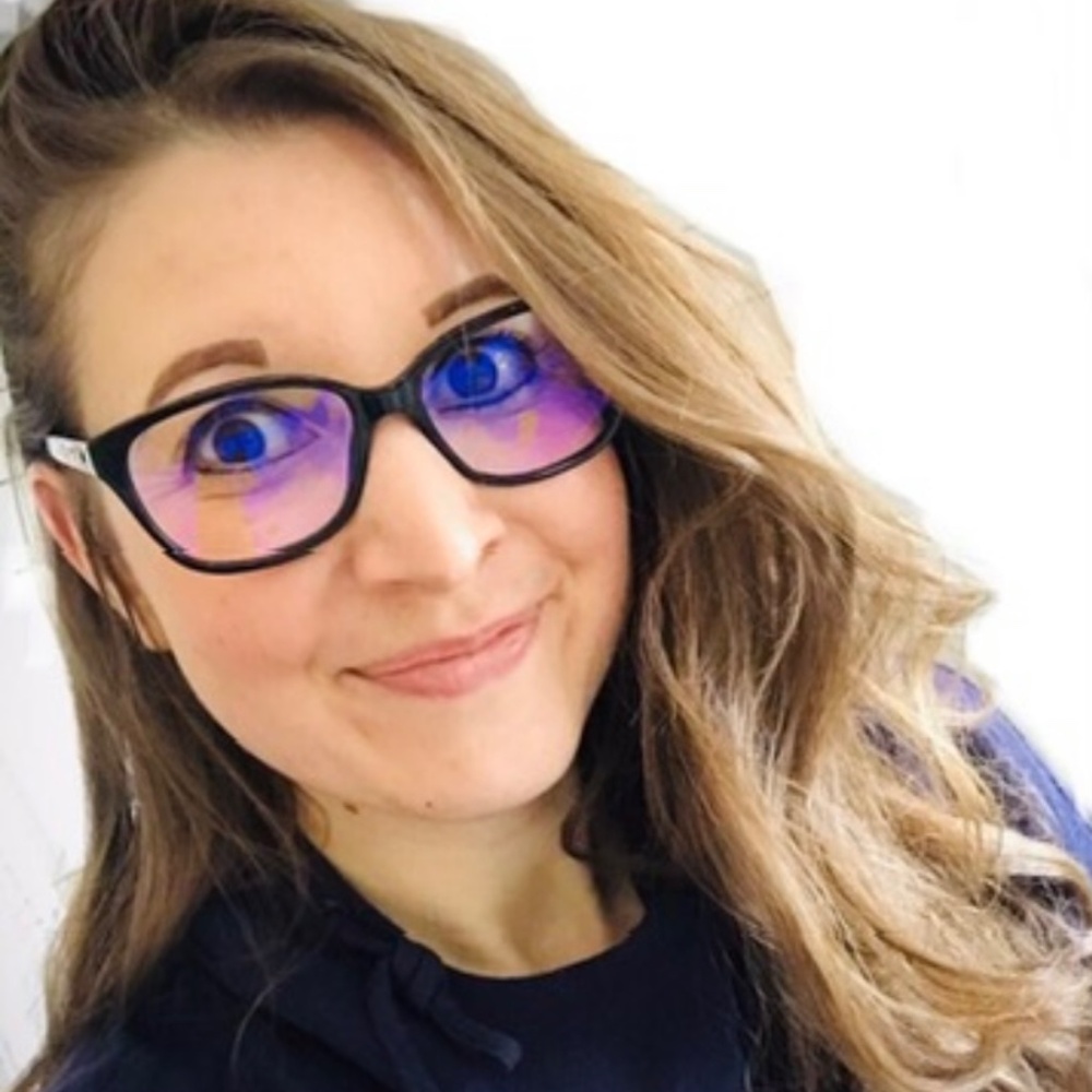 Meet your Posher, Christy